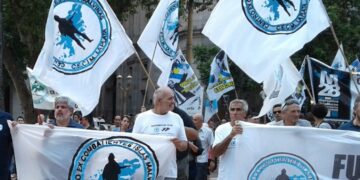 Excombatientes solicitaron pescar para los comedores sociales
