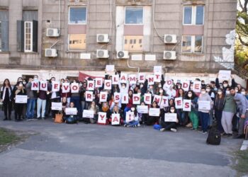 Trabajadores de la salud se movilizaron por un nuevo Reglamento de Residentes
