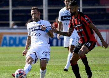 Gimnasia recibirá a Patronato en el Bosque