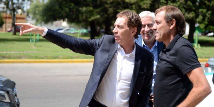 Diego Santilli volvió a recorrer la comuna junto al intendente Julio Garro