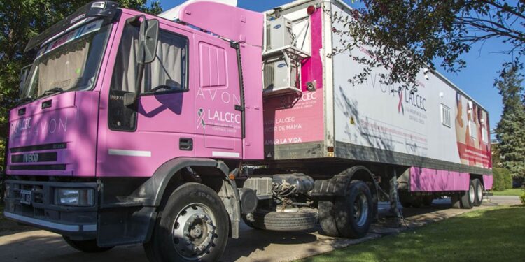 Un camión rosa recorrerá la Provincia para realizar mamografías gratuitas