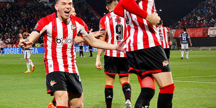 Estudiantes derrotó a Fortaleza y jugará en cuartos de final por la Copa Libertadores
