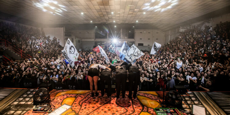 Los Gardelitos en La Plata: rock sudaka, feminismo y fiesta popular