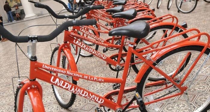 La UNLP entregará bicicletas a los estudiantes becados