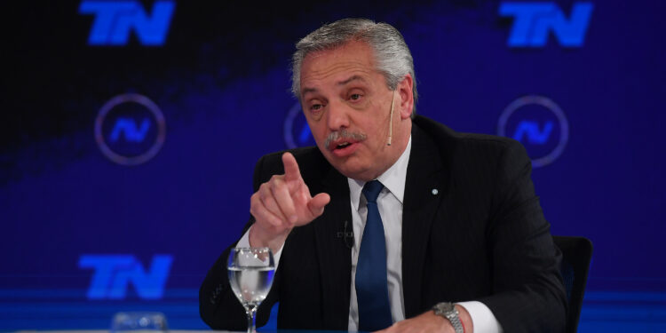 El Presidente denunció que lo amenazaron de muerte