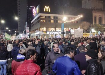 La Plata movilizó en apoyo a Cristina Fernandez de Kirchner