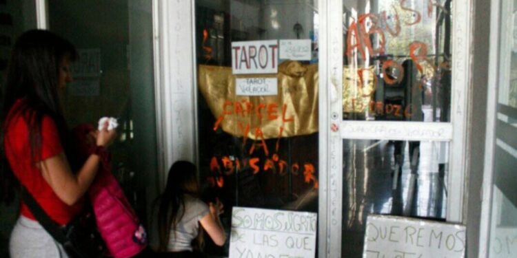 Acusaron a un tarotista de La Plata por abuso sexual