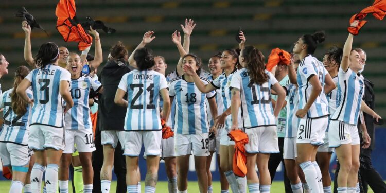 Distinguieron a la Selección Argentina de Fútbol Femenino por su participación en la Copa América 2022