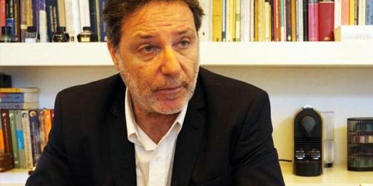 Para Alejandro Rúa, Elisa Carrió “es parte de la guerra entre mafias”