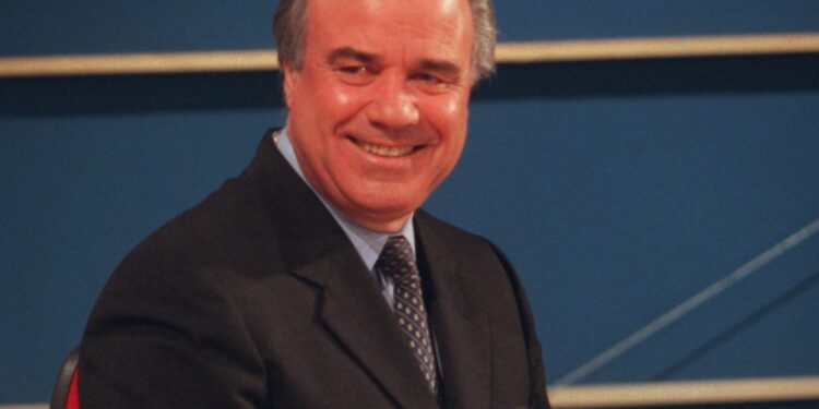 Falleció el periodista César Mascetti a los 81 años