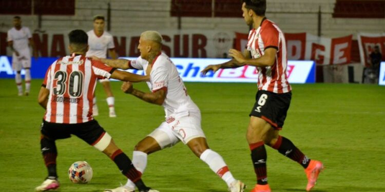 El pincha sufrió una dura derrota y pierde las ilusiones de llegar a la copa