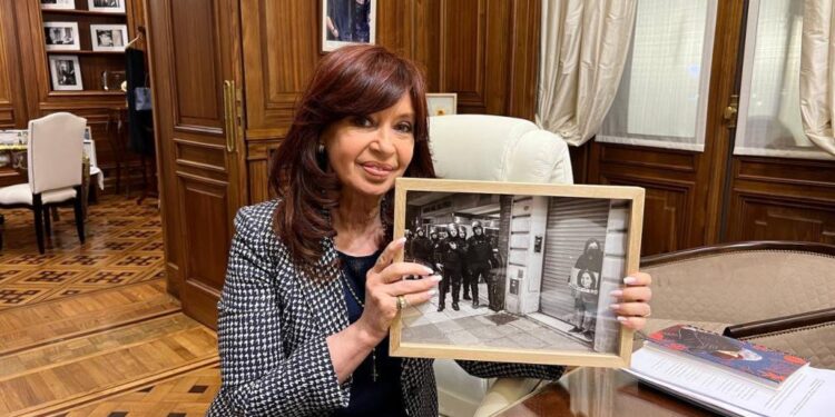 Inauguraron una muestra fotográfica que reivindica la militancia en las calles