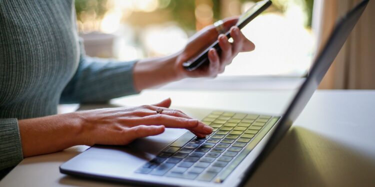 Anunciaron nuevos aumentos en telefonía, internet y televisión por cable
