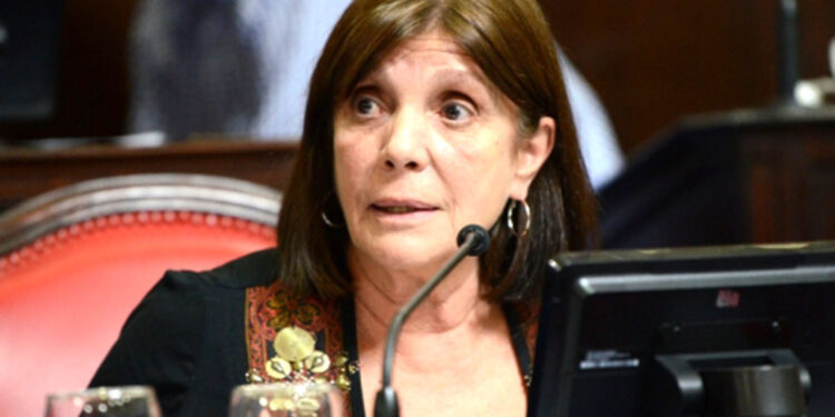 Teresa García: “Nadie puede dudar que Cristina va a ser el centro del armado del Peronismo”