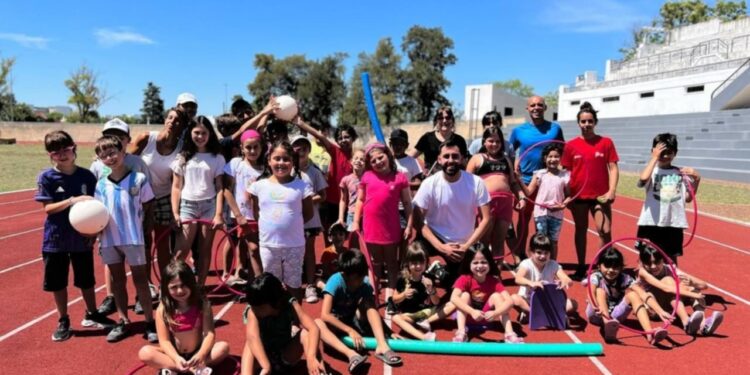 Dieron comienzo al programa “Escuelas abiertas de verano”