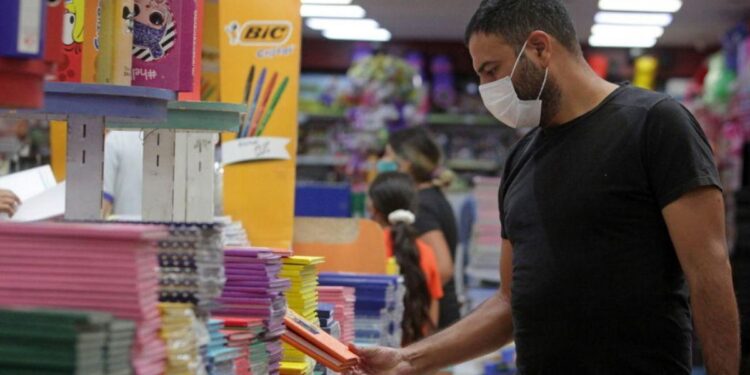 Avanzan en la creación de una canasta escolar a precios bajos