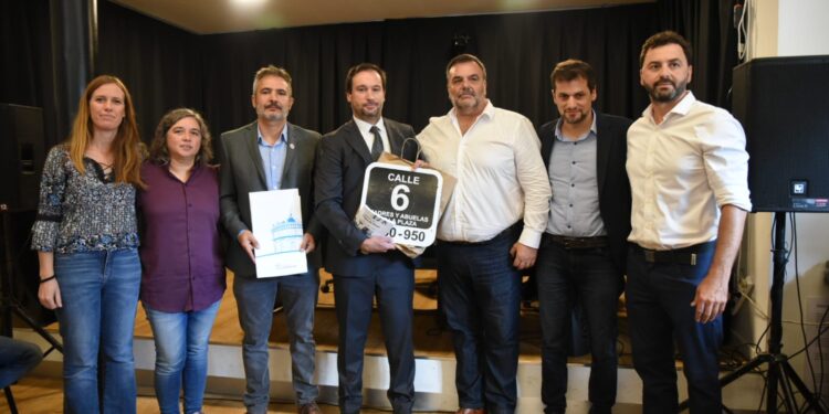 Se llevó a cabo una sesión especial en el marco del Día de la Memoria