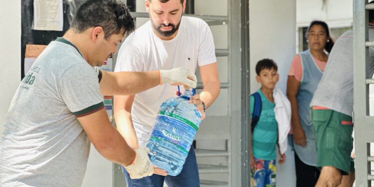 Morzone: “La problemática del agua es extrema y abarca el 40% de las escuelas de la ciudad”