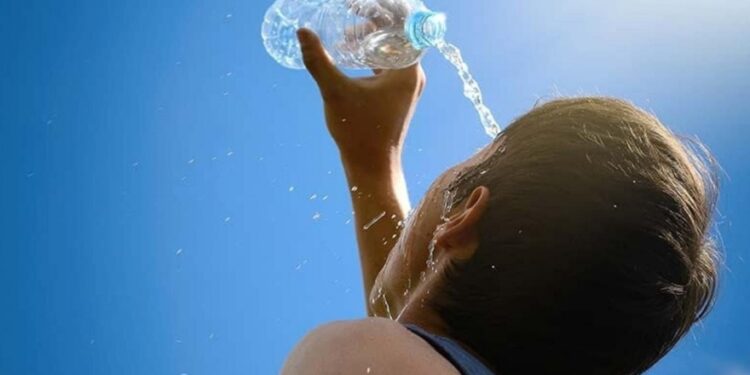 Ola de calor: sigue la alerta roja pero se esperan lluvias y alivio para esta semana