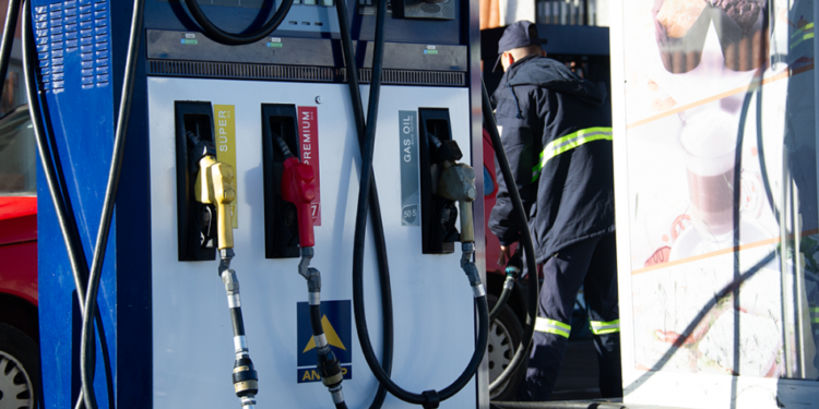 Habrá un nuevo aumento de la nafta y gasoil