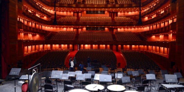 Tras seis años reabre la sala Ginastera del Teatro Argentino