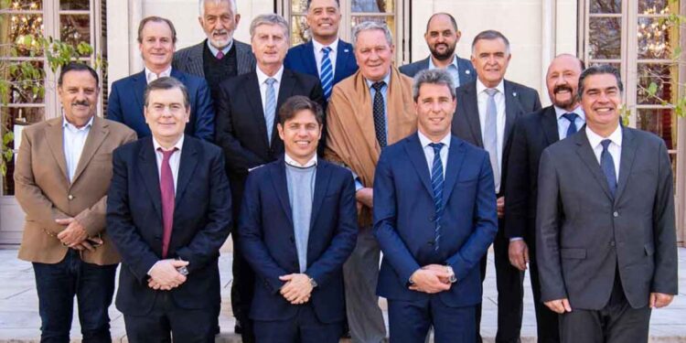 Confirmaron una reunión de los gobernadores del Frente de Todos