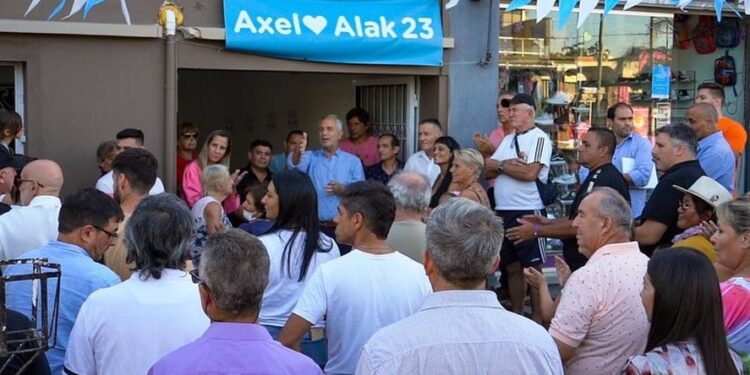 Denunciaron la destrucción de pasacalles y cartelería electoral de UxP