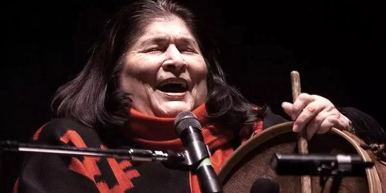 Lanzaron un disco de Mercedes Sosa con grabaciones inéditas junto a grandes artistas