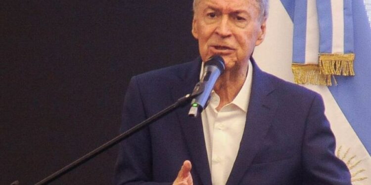 Juan Schiaretti felicitó a Javier Milei que fue el candidato más votado