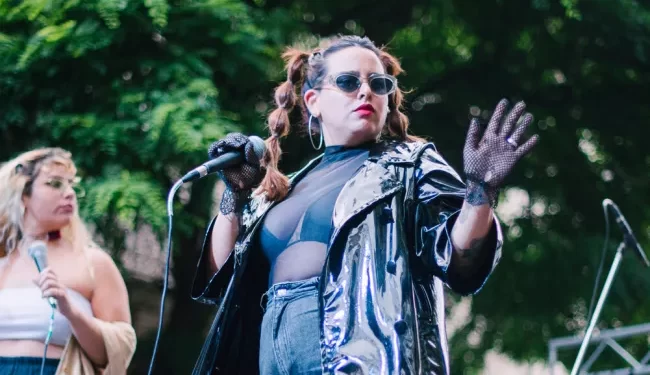 Leo García y La Negra Buggiani se presentarán gratis en el Teatro Argentino