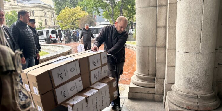 Terminó el escrutinio en La Plata: Julio Alak sacó mayoría de votos