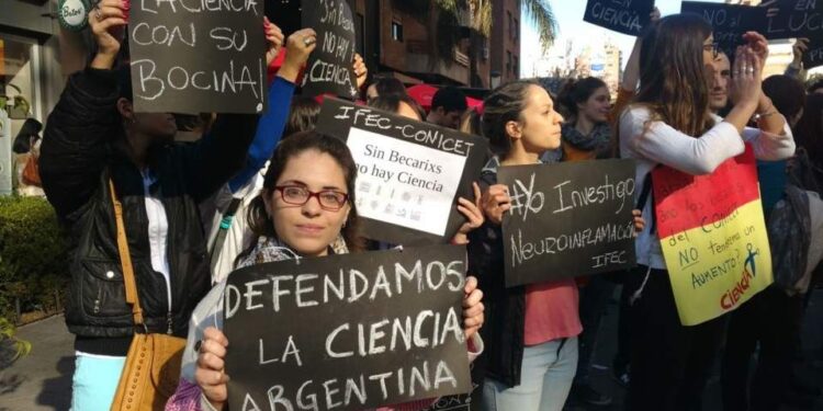 Realizarán un Festival Federal en defensa de la Ciencia y la Educación argentina