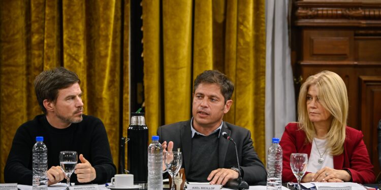 Kicillof se reunió con rectores de las universidades por la situación crítica que atraviesa la educación