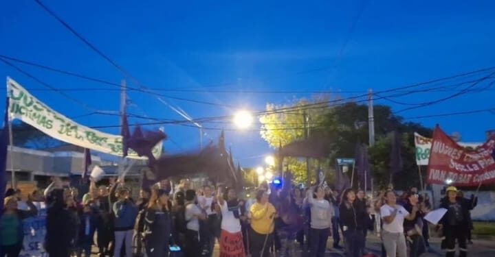 Mujeres de la UOCRA marcharon en Ensenada para pedir justicia tras la balacera
