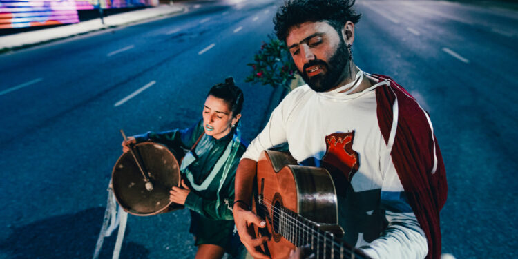 Joaquín del Mundo presenta “Estábamos en casa”, un recital perfomático junto a Victoria Ve