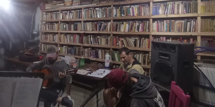 Llega la inauguración de “La Churrasteca” una biblioteca popular y centro cultural al barrio de Tolosa