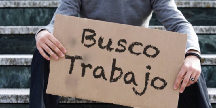 “La desocupación se va a ver en los próximos trimestres si la actividad no mejora”