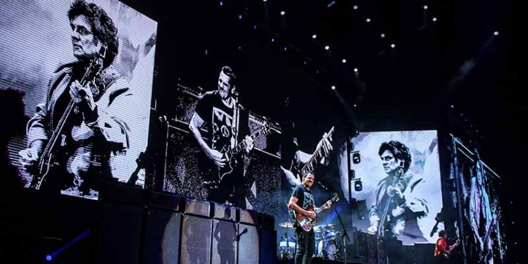 Divididos estrenó documental sobre su show en Vélez