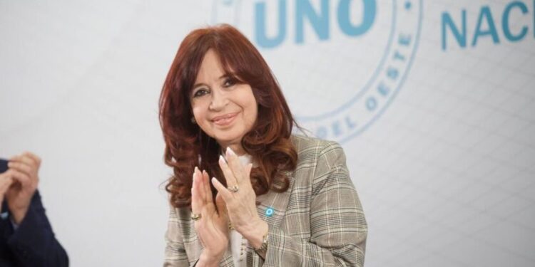 ¿Cómo juegan los intendentes de la zona oeste en la interna del PJ?