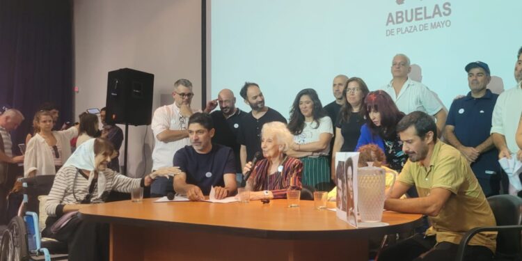 Las Abuelas de Plaza de Mayo recuperaron a la nieta 139
