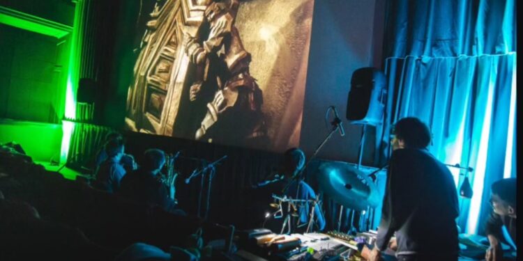 Videodromo en Concierto: cine y música en vivo en La Plata