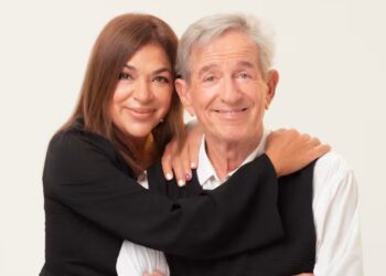 Claribel Medina y Pablo Alarcón llegan a La Plata con “Es Complicado”