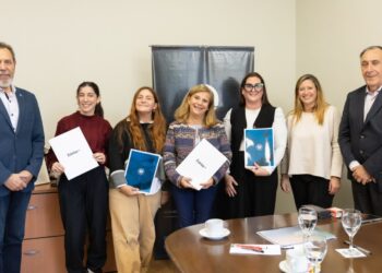 Educación con impacto: convenio entre Edelap, Cáritas y UCALP ofrecerá formación técnica gratuita