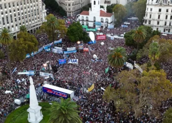 ¡Arde la calle! Nueva Marcha Federal Universitaria: El gobierno provoca y el país responde