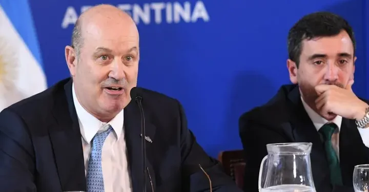 Alejandro Pairone advirtió que el proyecto de Sturzenegger “habilita la extranjerización sin límites” de tierras rurales