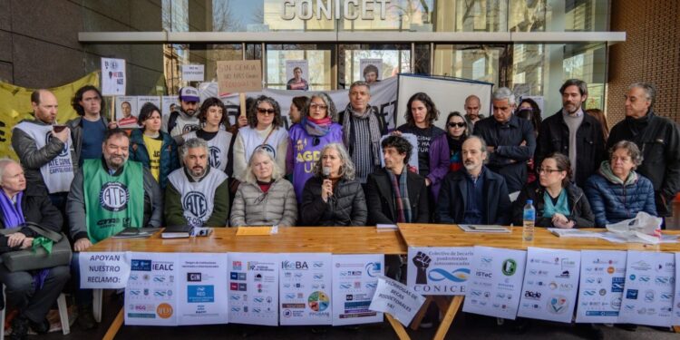 Alerta desde CONICET: “Con esto, ya serían 2800 puestos de trabajo menos desde que asumió Milei”