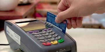 La trampa del pago mínimo: por qué refinanciar es la única salida ante el desplome de los ingresos