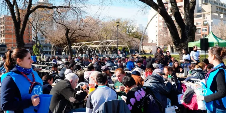 La Plata reforzó el Operativo Frío ante el aumento de personas en situación de calle: “Se duplicaron en dos años”