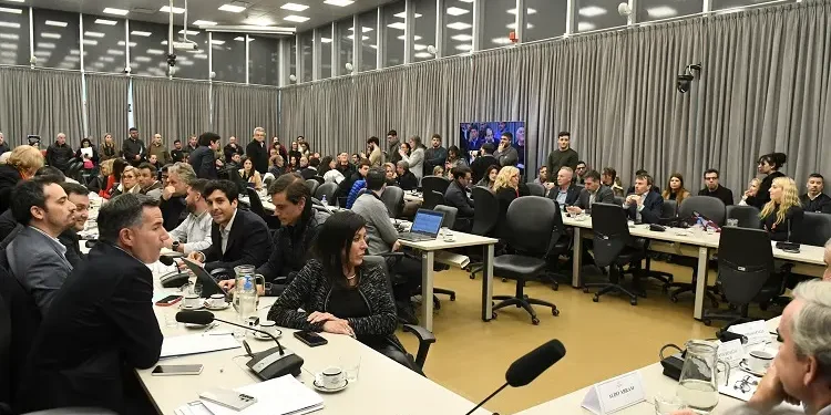 El oficialismo logró Dictamen para la reforma del BCRA